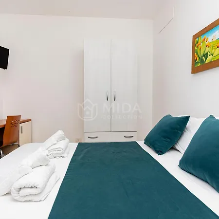فندق مبيت وإفطار Giorni Salentini 3*